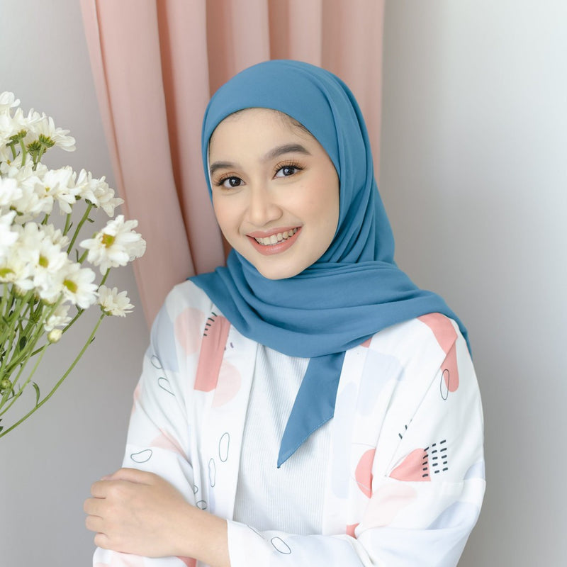 Detaa Square (Hijab Segiempat Voal)