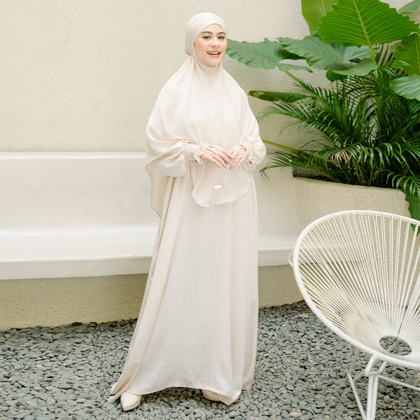 Hanida Abaya Set Ivory