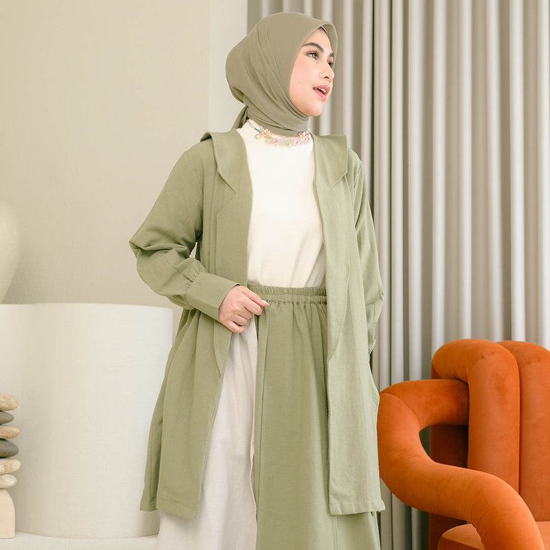 Tami Outer Matcha