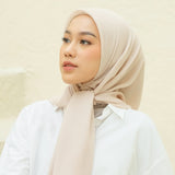 Qira Voal (Hijab Voal Segiempat)