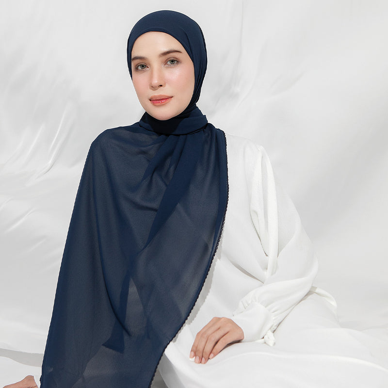 Embroidery Inner Shawl Lozy X Hamidah Navy