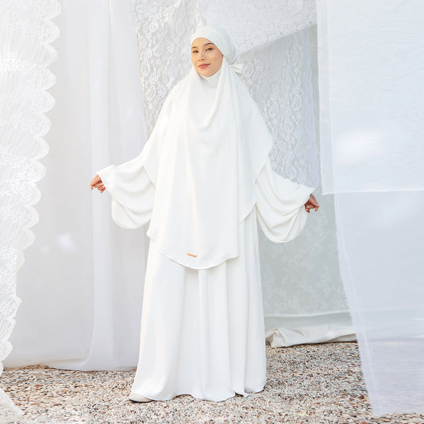 Mida Abaya Khimar Set in Broken White (Lozy x Hamidah)