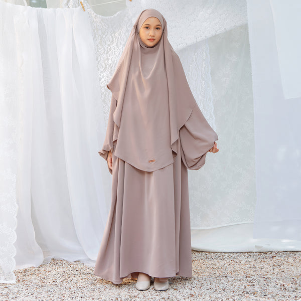 Pre Order Mida Abaya Khimar Set in Grey Cream (Lozy x Hamidah)