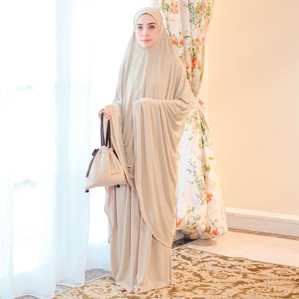 Shameera Prayer Set in Soft Beige (Lozy x Hamidah)