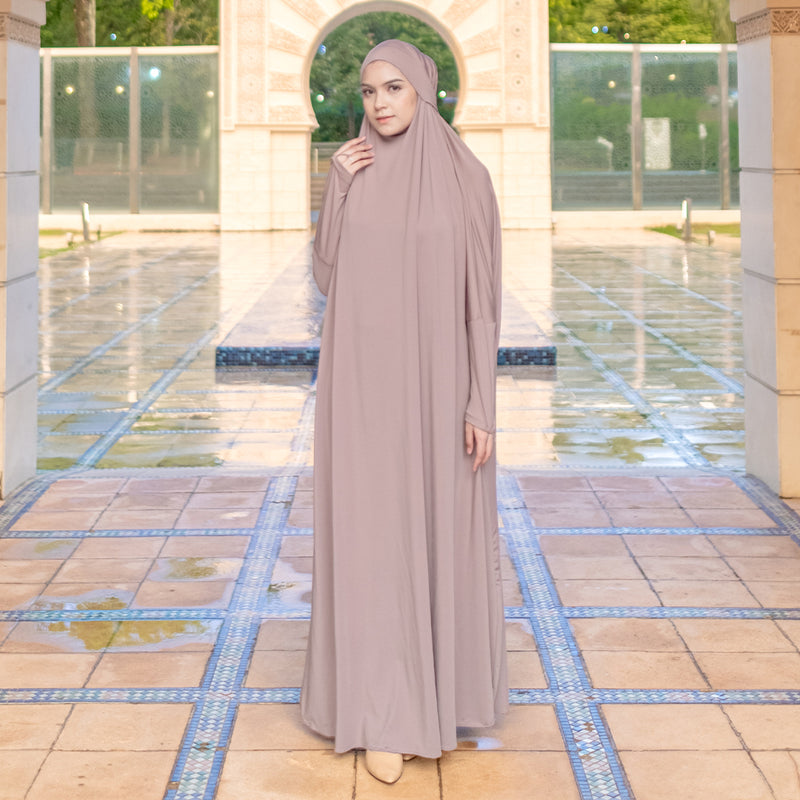 Shameera Abaya in Grey Cream (Lozy x Hamidah)