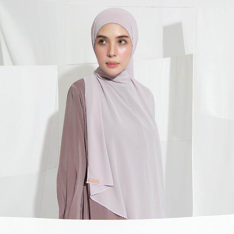 Embroidery Inner Shawl Lozy X Hamidah Peony