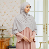 Heidy Oval Shawl in Grey (Lozy x Heidy)