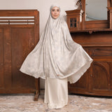 Lesti Prayer Set in White Lily (Lozy x Lesti)