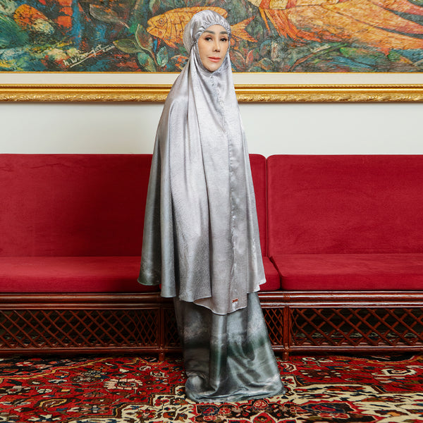 Amira Prayer Set Purple Smoke Series 2