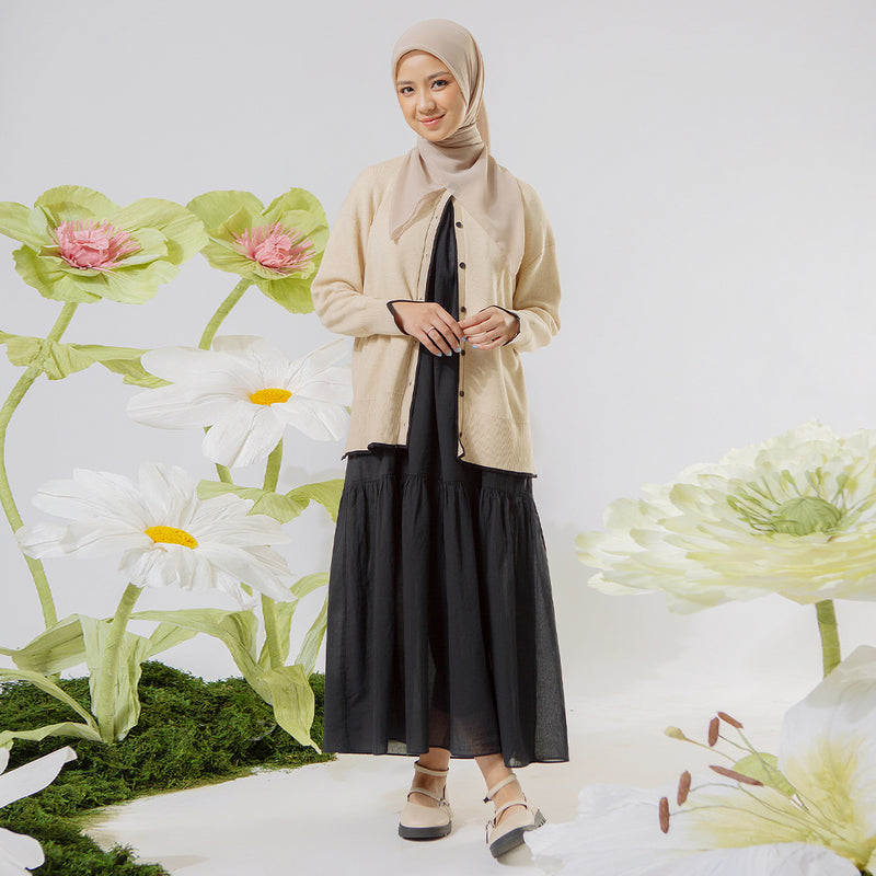 Zahira Knit in Cream (Lozy x Nashwa)