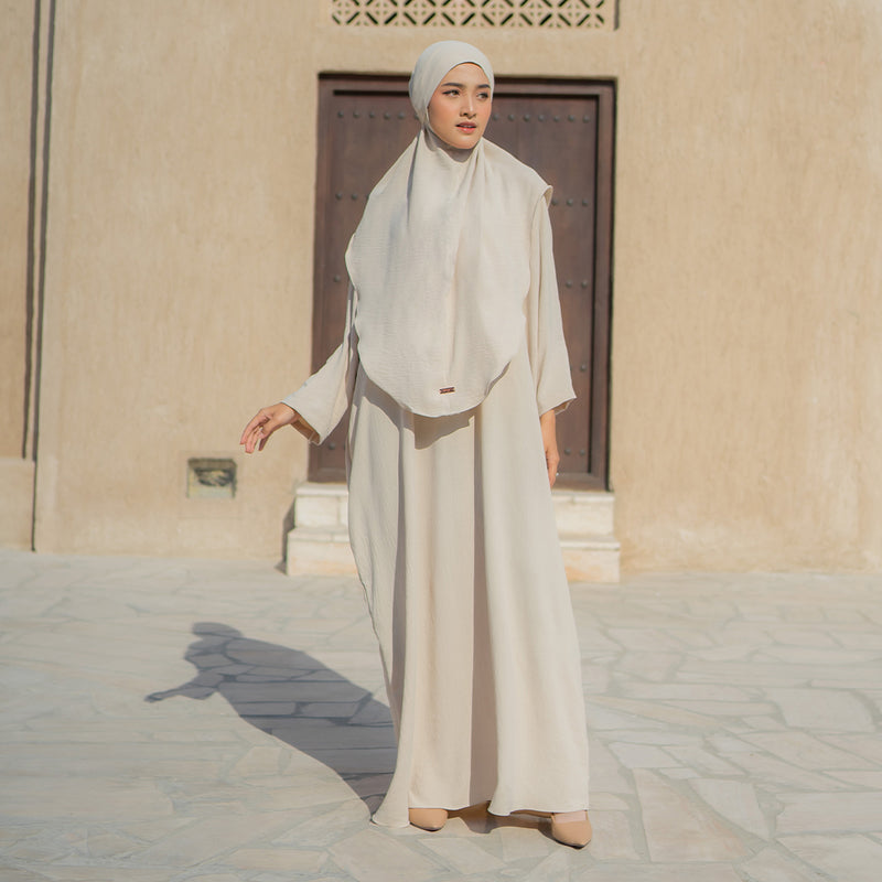 Hasna Abaya Set Ivory