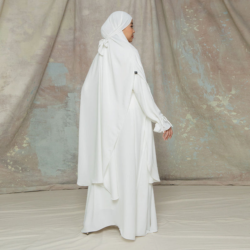 Alina Abaya Lozy x Cut Syifa Broken White L