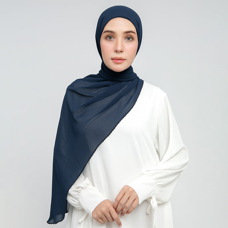 Embroidery Inner Shawl Lozy X Hamidah Navy