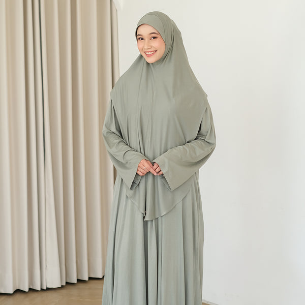 Saira Abaya Set Sage