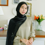 Yora Silk Shawl Black