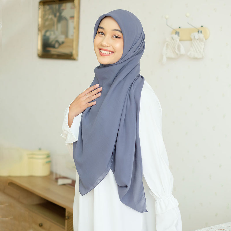 Mima Square Syari (Hijab Segiempat Syari) Blue Pansy