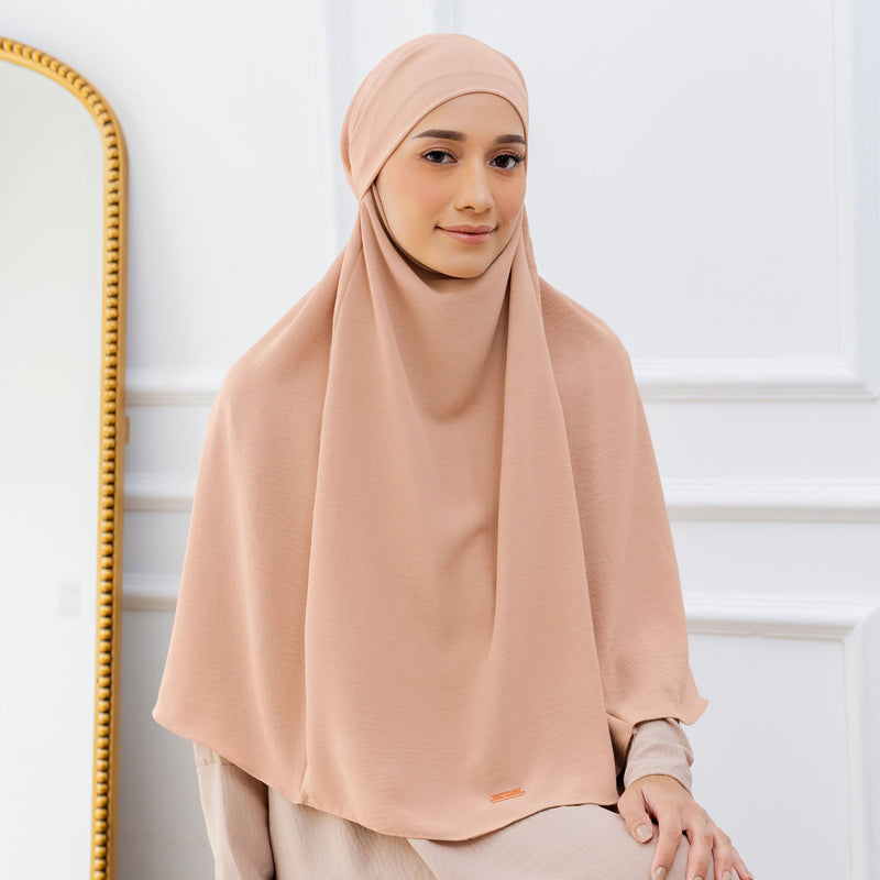 Halima French Khimar Nude