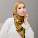 Medina Eyelash Shawl Hazelnut