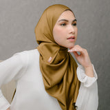 Medina Eyelash Shawl Hazelnut