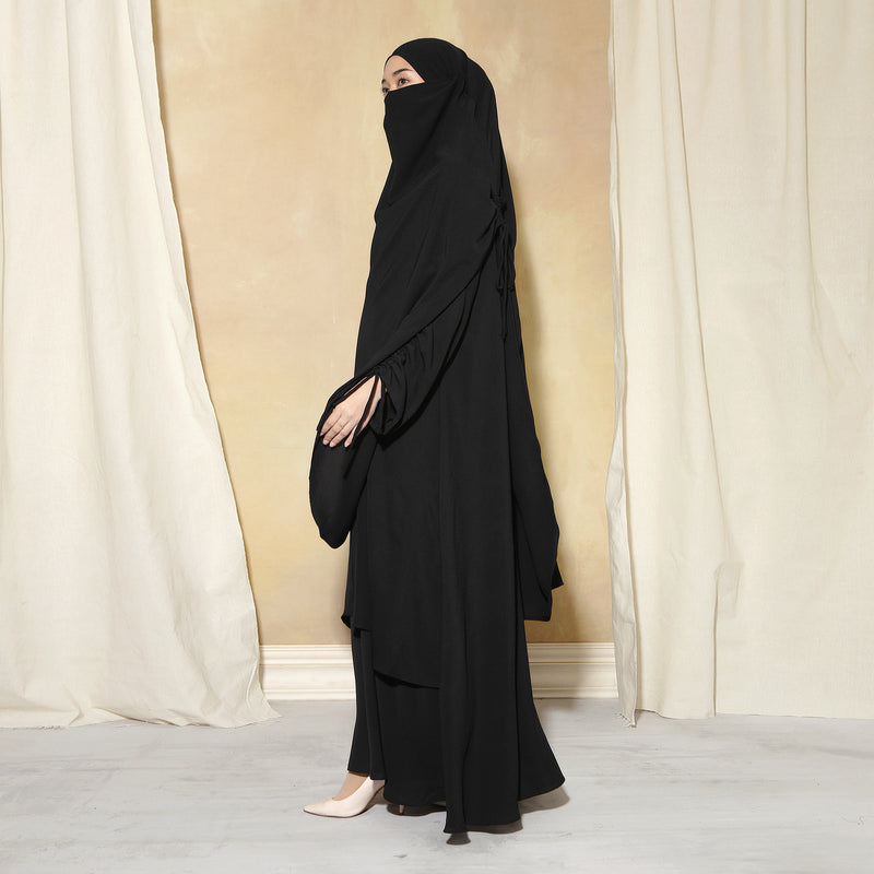 Yasmin Abaya Lozy x Cut Syifa Black L
