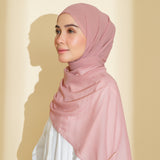 Ovel Shawl in Pink Pastel (Lozy x Hamidah)