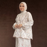 Floure Embroidery Set Pearly Blush L-XL Series 8