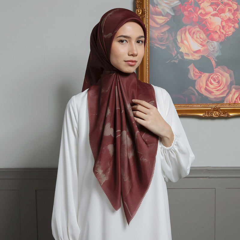 Aurel Scarf Exclusive Pattern Creamy Red Series 2