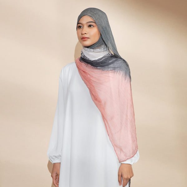Oubre Shawl Viscose Crincle Gradasi Sienna