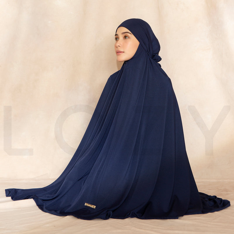 Shameera Prayer Set in Navy (Lozy x Hamidah)