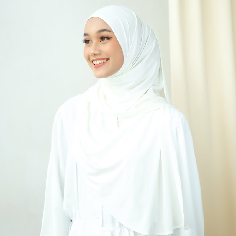 Tana Oval Shawl Broken White