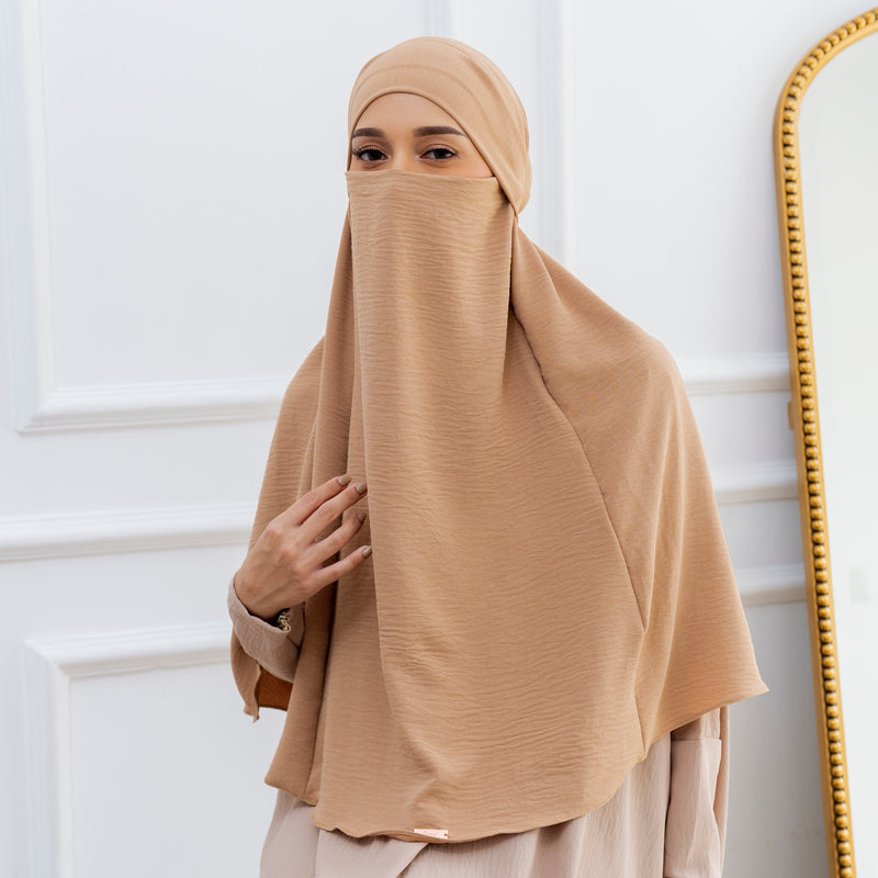 Halima French Khimar Caramel