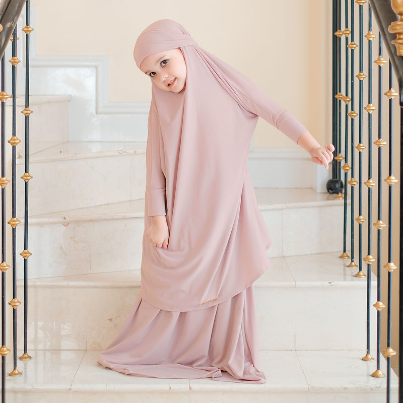 Shameera Prayer Set Kids in Blush Pink 1-2 Tahun (Lozy x Hamidah)