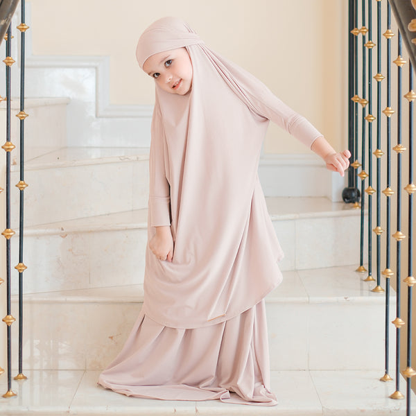 Shameera Prayer Set Kids in Nude Cream 3-4 Tahun (Lozy x Hamidah)