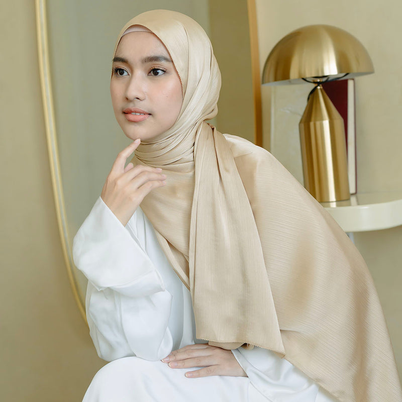 Rayya Silk Eyelash Soft Beige