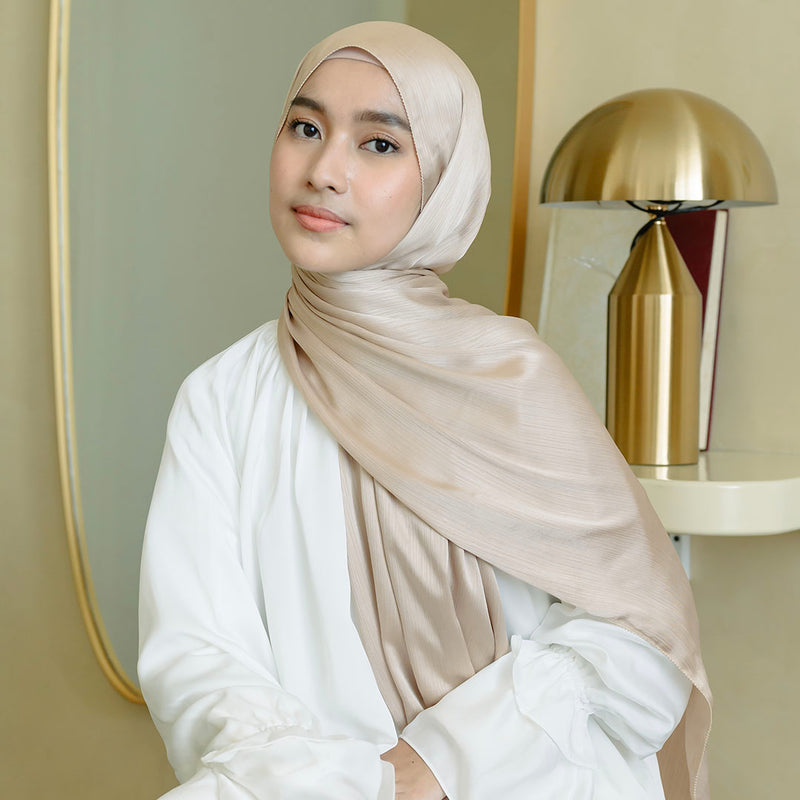 Rayya Silk Eyelash Soft Nude