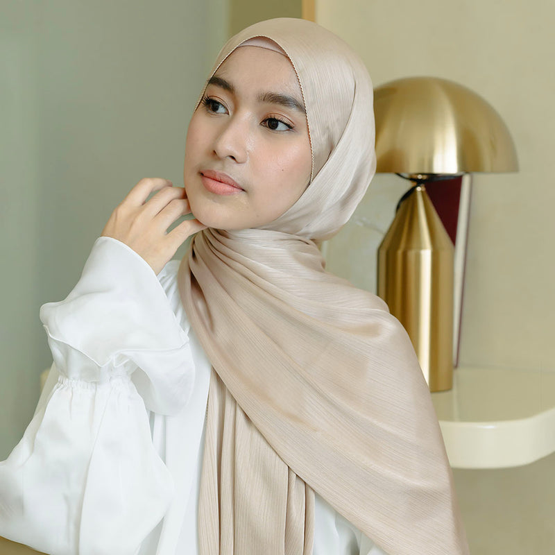 Rayya Silk Eyelash Soft Nude