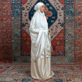 Mida Prayer Set Cream Puff