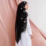 Floure Embroidery Shawl Black