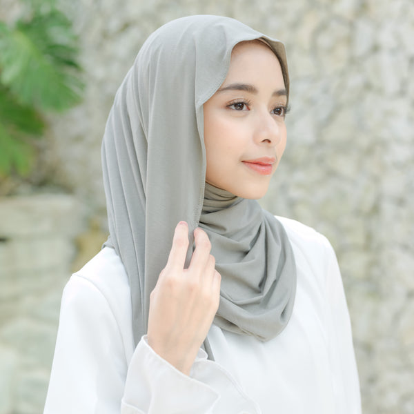 Tana Shawl (Pashmina Kaos Rayon) Ash Grey