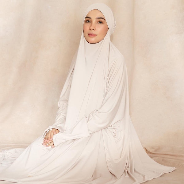 Shameera Prayer Set Series 2 in Broken White (Lozy x Hamidah)