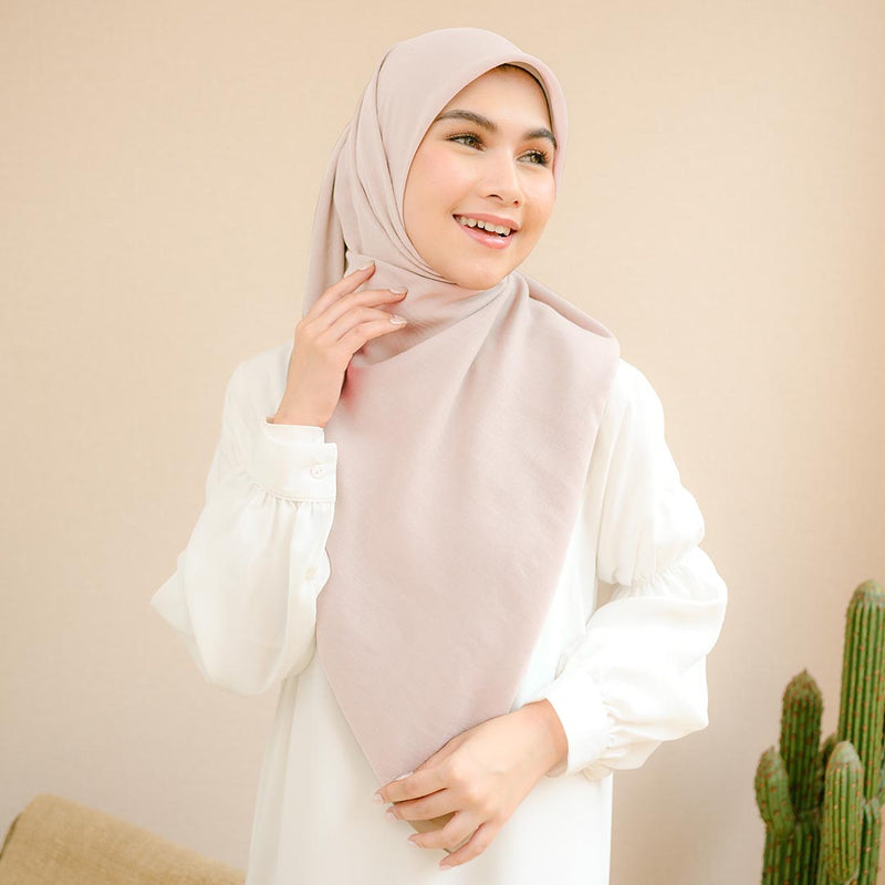 Mima Square Syari (Hijab Segiempat Syari) Ivory