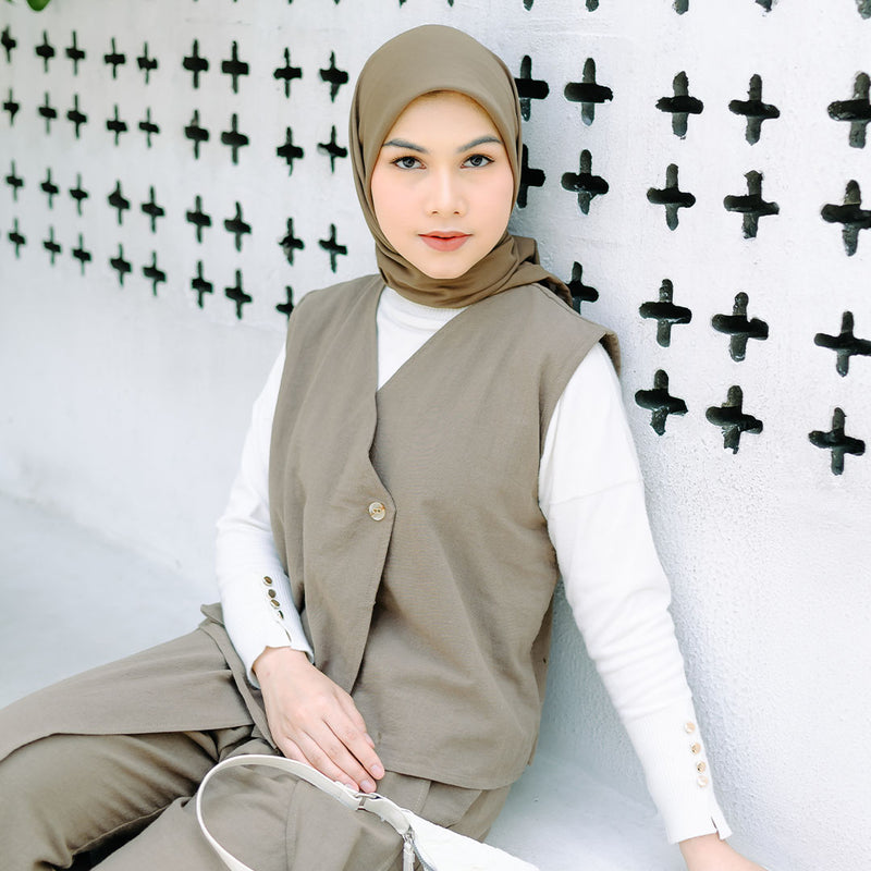 Nami Vest Soft Brown