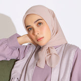 Ovel Square in Nude Cream (Lozy X Hamidah)