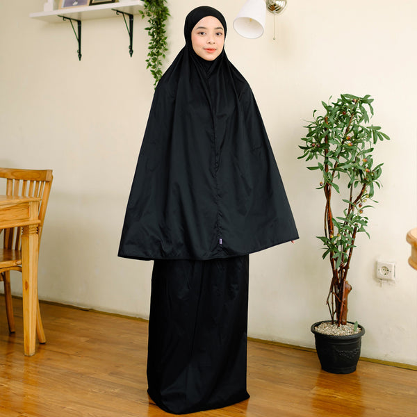Madda Prayer Black New