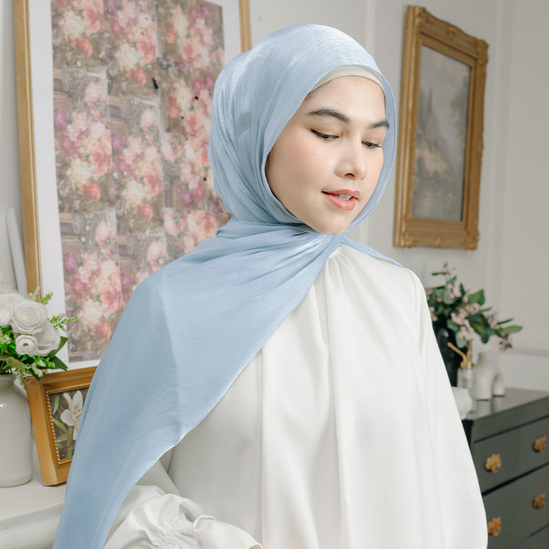 Yora Silk Shawl Blue Pastel