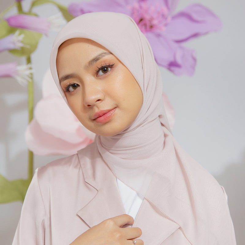 Nashwa Paris Eyelash in Blush (Lozy X Nashwa)