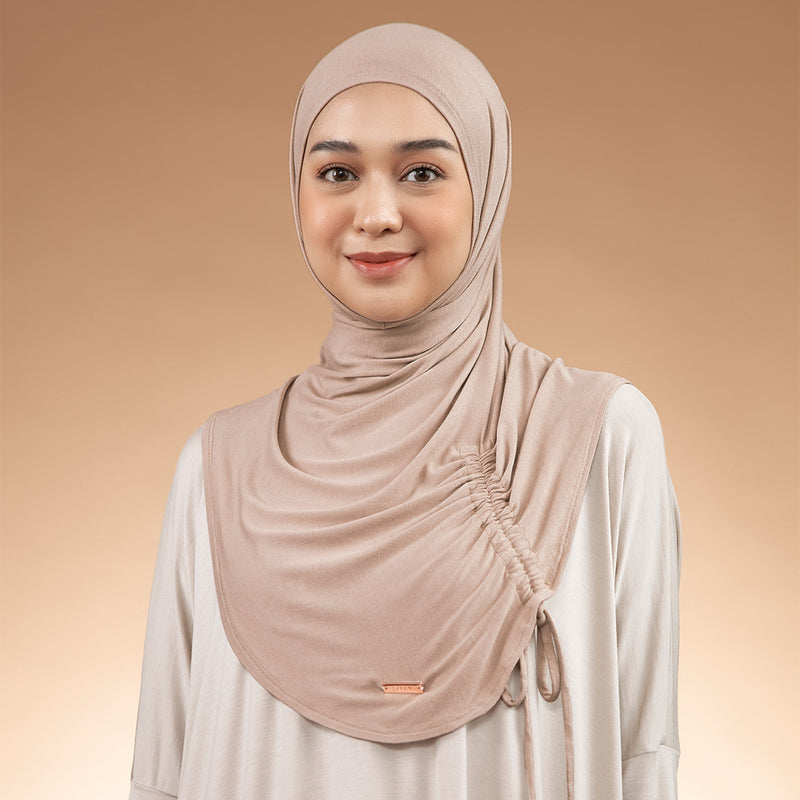 Liora Instan (Hijab Instan Serut Sport Rayon) Cafe Latte