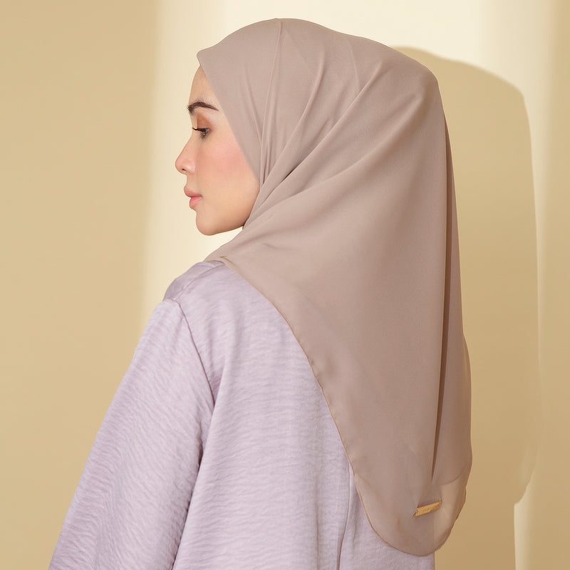 Ovel Square in Soft Nude (Lozy X Hamidah)