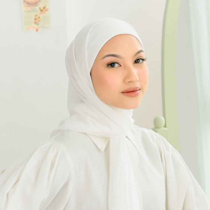 Araa Square (Hijab Segiempat Melayu Tali Instan)