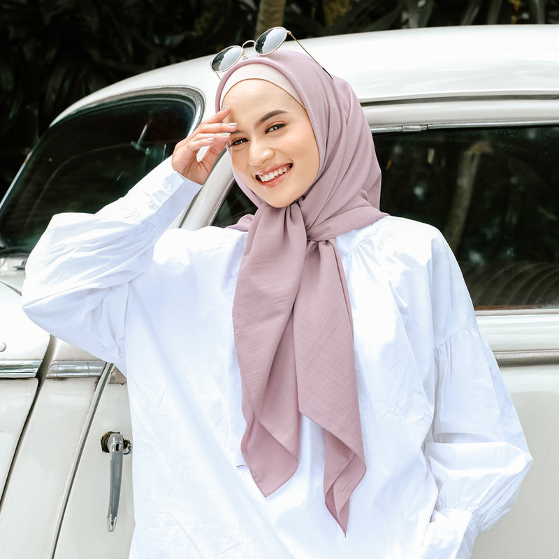 Detaa Square (Hijab Segiempat Voal)